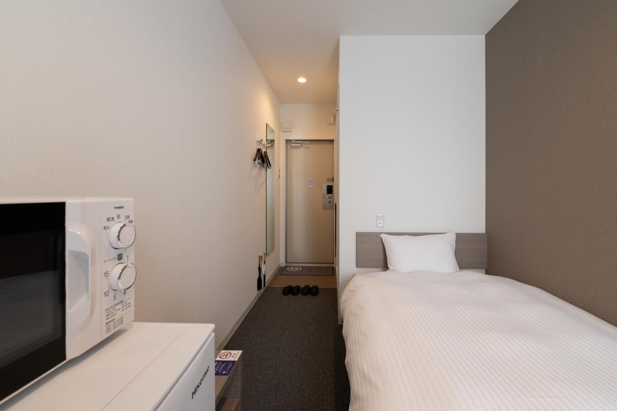 Hotel R9 The Yard Koka Buitenkant foto